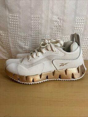 Reebok Zig Kinetica II  Sneakers  Shoes White  Rose gold size 7
